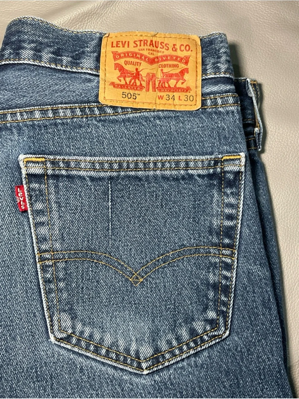 Levi's Men's Straight Jeans in Medium Blue Denim